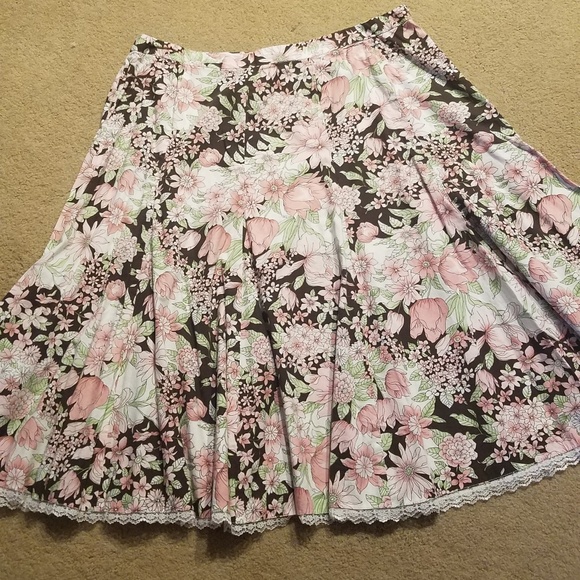 Dress Barn Dresses & Skirts - Dress Barn Size 14 Skirt Brown/pink/green floral